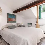 Elegante Mansarda Nel Centro Storico Di Apartman *