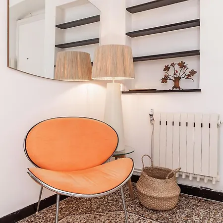 Spianata Di Castelletto, 5-bed Elegant Attic In The Historic Center Of Apartment *