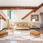 Elegante Mansarda Nel Centro Storico Di Appartement